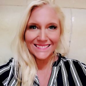 Meet your Posher, Deondra